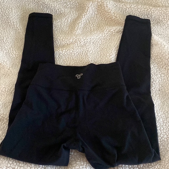 Aritzia Black high rise leggings New without tags - Picture 7 of 8